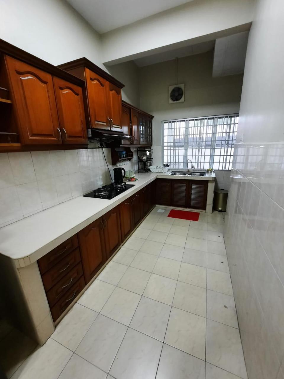 Homestay Dr. Z Klang Exterior foto