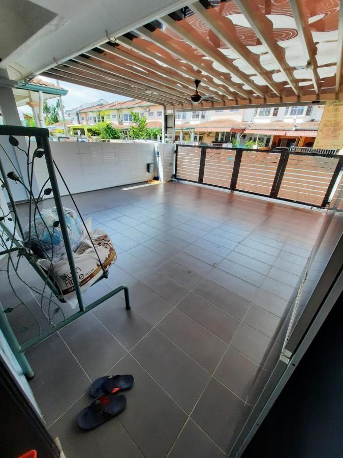 Homestay Dr. Z Klang Exterior foto
